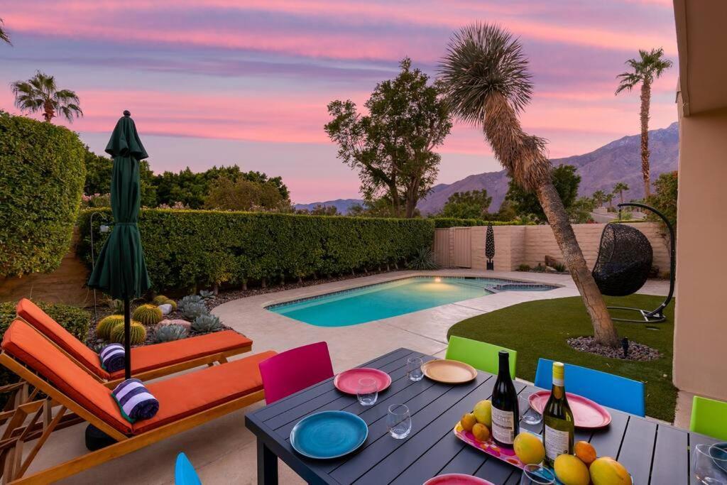 The Sunset House Pool & Spa Palm Springs Exterior photo